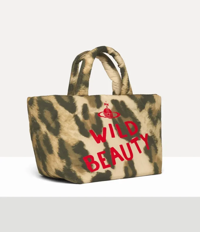 Maud Medium draagtas